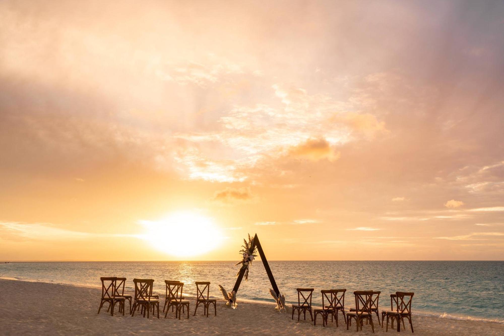 The Ritz-Carlton, Turks & Caicos Otel Grace Bay Dış mekan fotoğraf